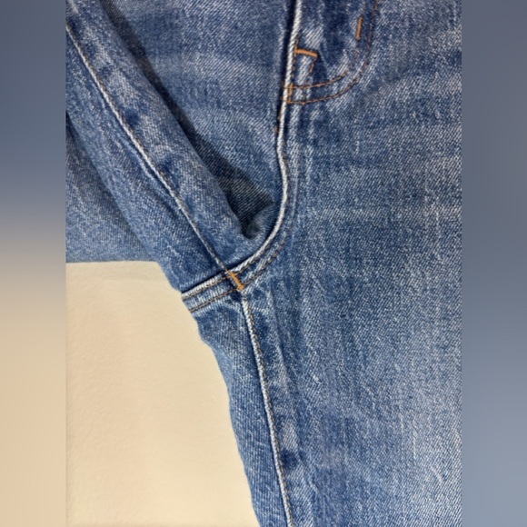 Madewell The High Rise Slim Crop Boyjean in Lavern Wash - Picture 9 of 16
